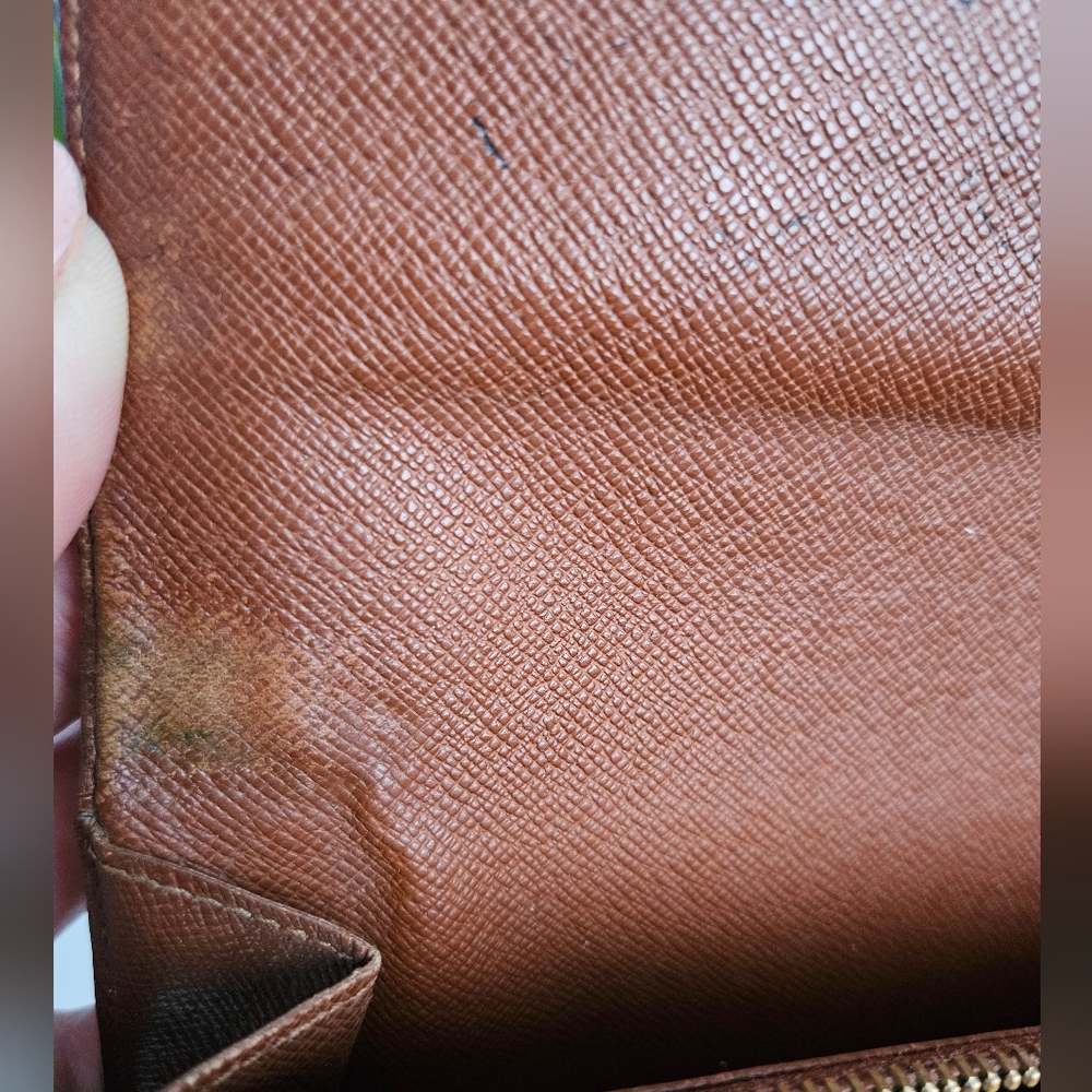 LOUIS VUITTON Vintage Brown Monogram Wallet With COA - Picture 14 of 16